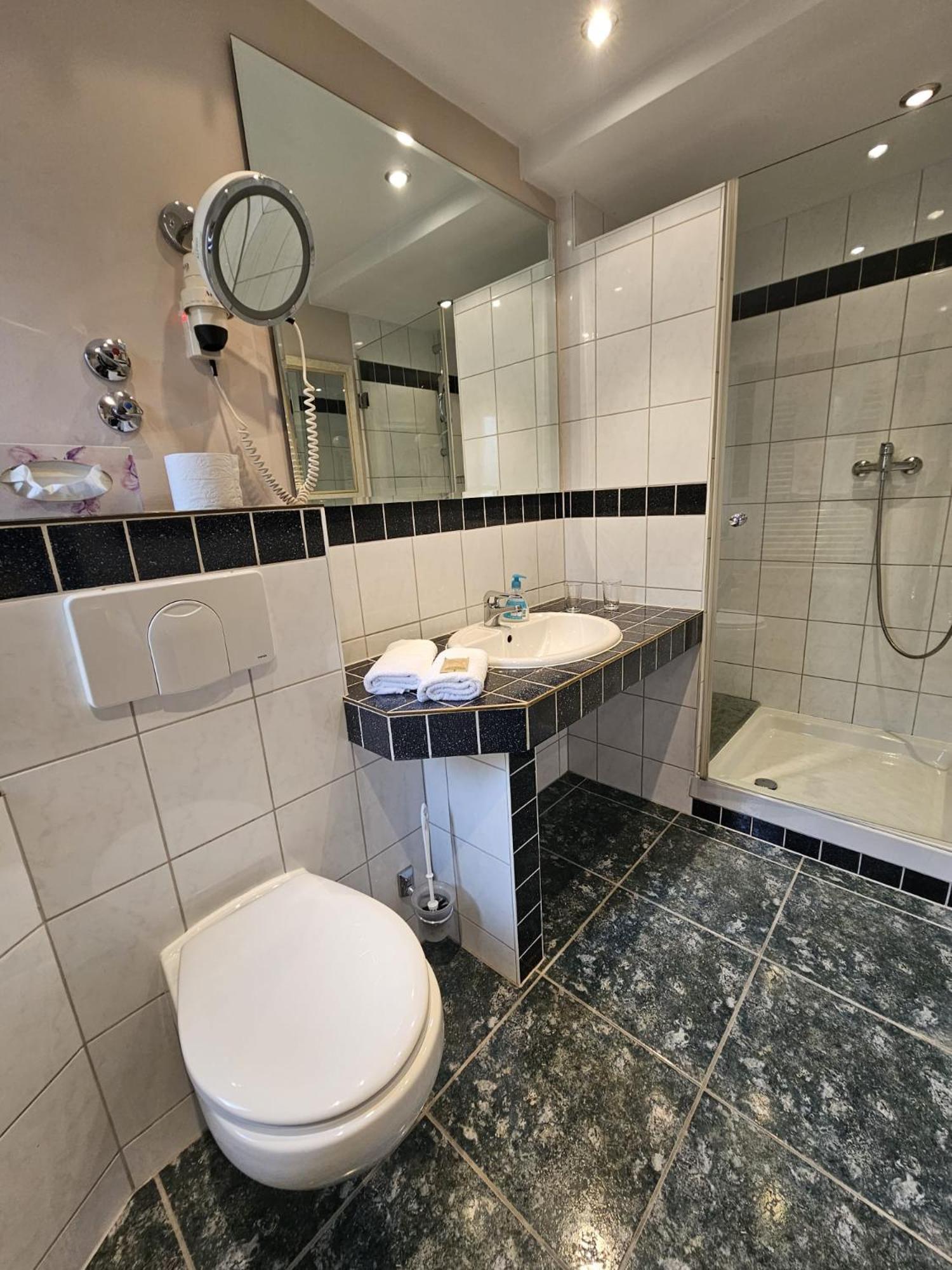Malepartus Hotell Bad Schwalbach Eksteriør bilde